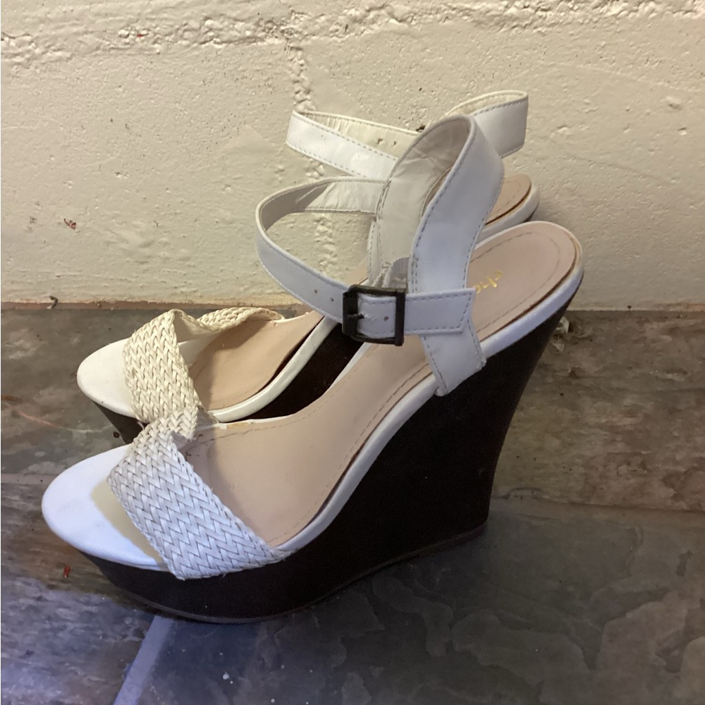 Elegant White Wedge Sandals